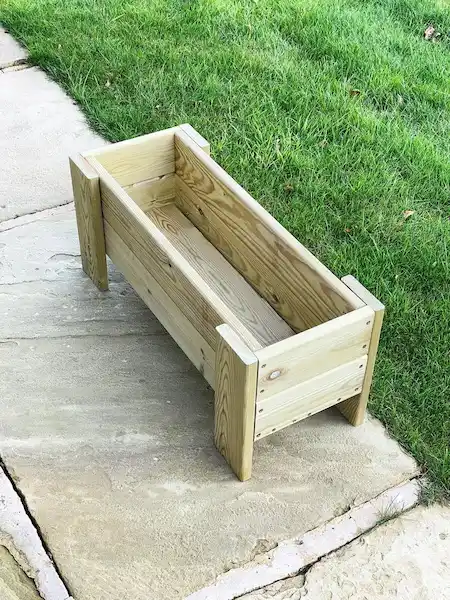 Planter box